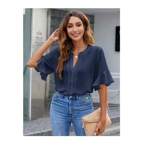 Women’s Blouse - Picture 4 of 8